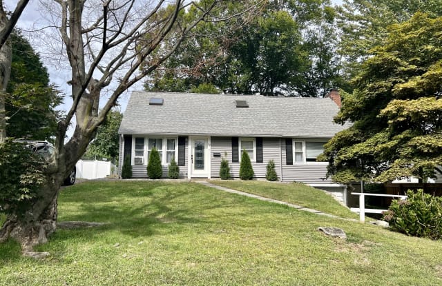 19 Ashton Road - 19 Ashton Road, Stamford, CT 06905