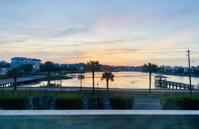 600 Carolina Beach Avenue South photos photos