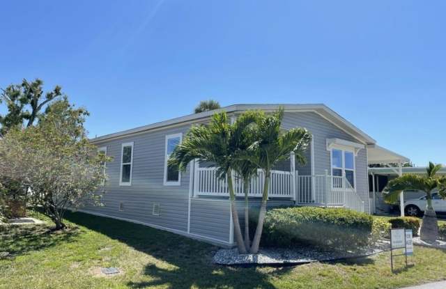 4270 74th Street N photos photos