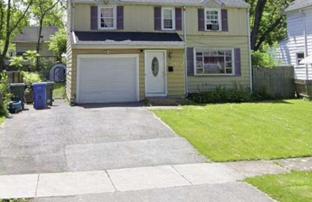 Spacious 3 Bedroom 1.5 Bath Single Family Home Available Soon photos photos