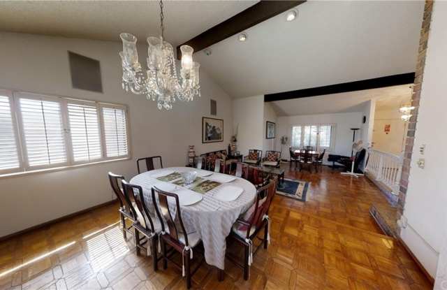 15881 La Barra Place Gallery 3