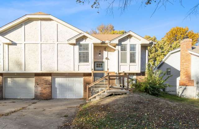 Just Listed! Step into one of the Northland’s most conveniently located gems! photos photos