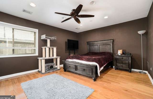 3501 Roswell Road NE #211 photos photos