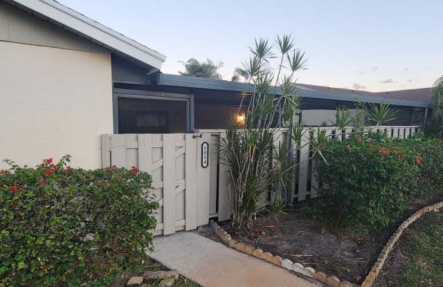 8084 Ambach Way - 8084 Ambach Way, Hypoluxo, FL 33462