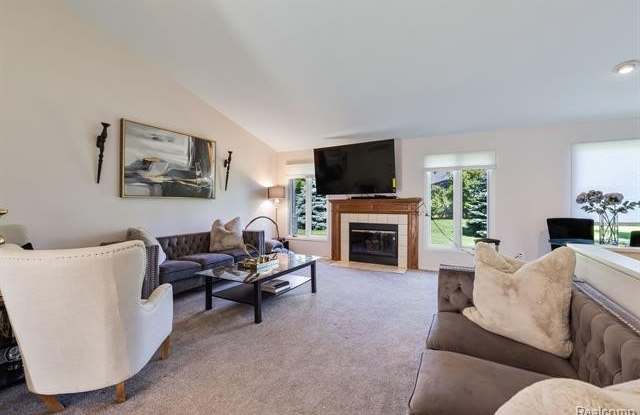 33633 VISTA Drive Gallery 4