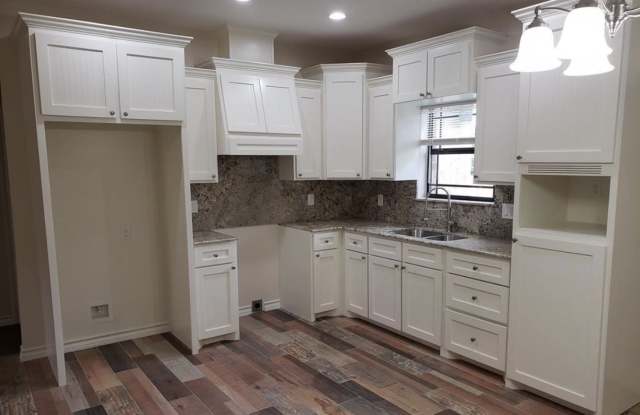 3506 Memorial Lane Gallery 4