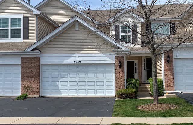 3039 Courtland Street - 3039 Courtland Street, Woodstock, IL 60098
