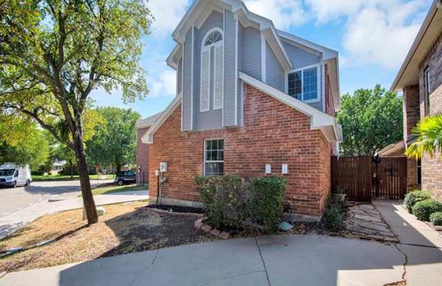9440 Blue Jay Way - 9440 Blue Jay Way, Irving, TX 75063