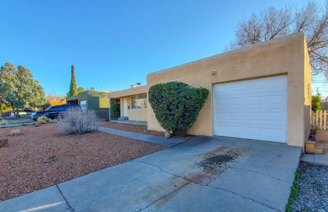 UPTOWN 3 Bedroom +Office  2 Bath with Garage Gallery 4