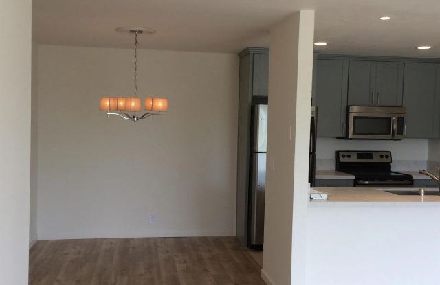 5714 Baltimore unit: 501 Gallery 4