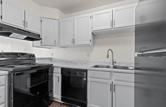Trail Ridge Flats and Townhomes Gallery 2