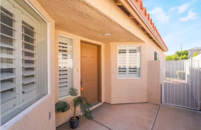 Charming Single-Story Home in Prime Henderson Location Gallery 4