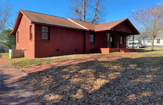 621 Padenreich Ave - 621 Padenreich Avenue, Gadsden, AL 35903