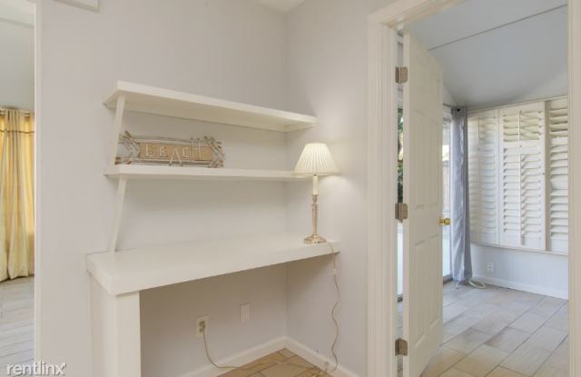 2368 Torrey Pines Road 61 Gallery 4