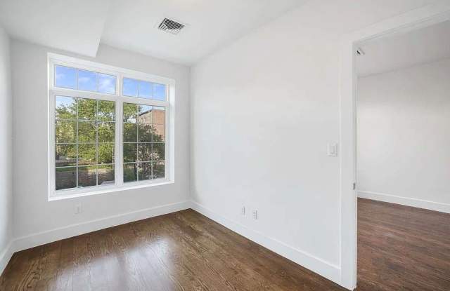 341 NOSTRAND Avenue Gallery 2