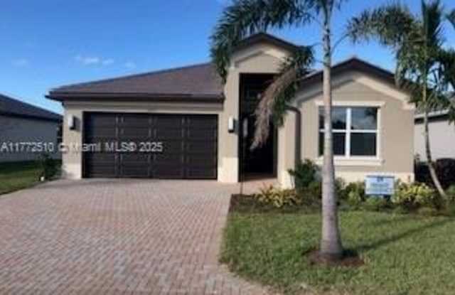 13629 SW Oceanus Blvd photos photos