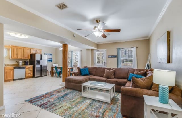 962 W Beach Blvd - 962 West Beach Boulevard, Gulf Shores, AL 36542