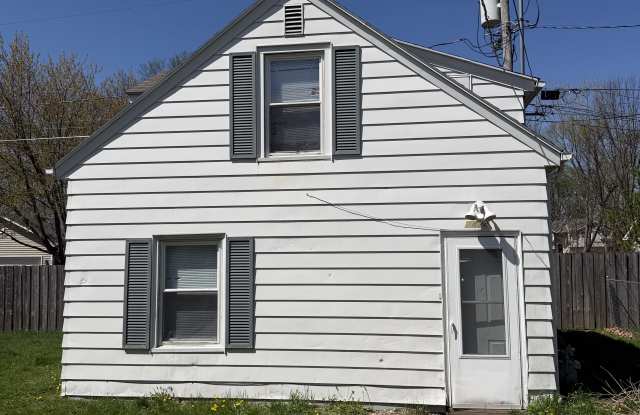 2434 1/2 Mcmillan Ct photos photos