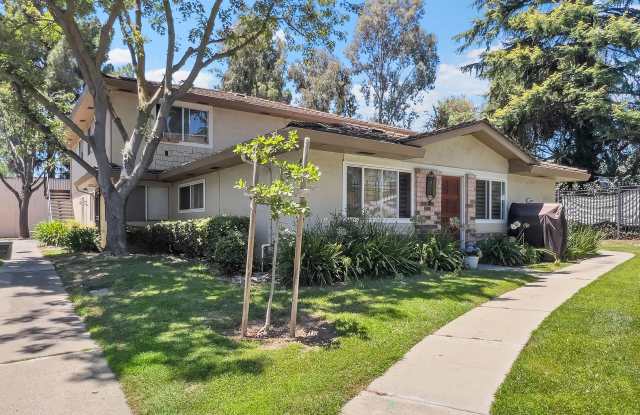Upstairs 2 bedroom 1 bathroom Condo! photos photos