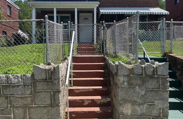 36 58TH Street SE Gallery 2
