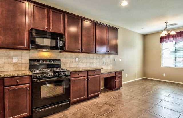 2134 W Ian Dr Gallery 3