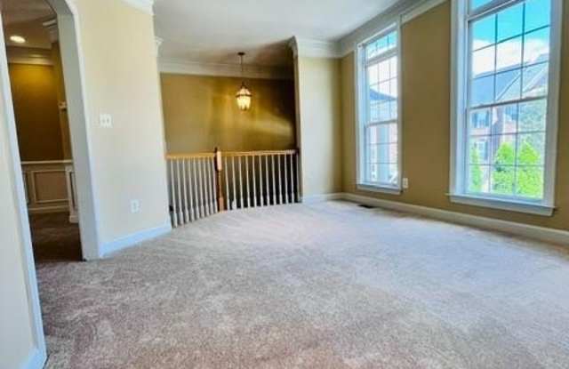 1117 KEOKUK Terrace NE Gallery 3