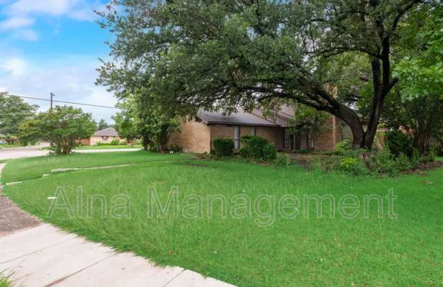 729 Worcester Ln - 729 Worcester Lane, Garland, TX 75040