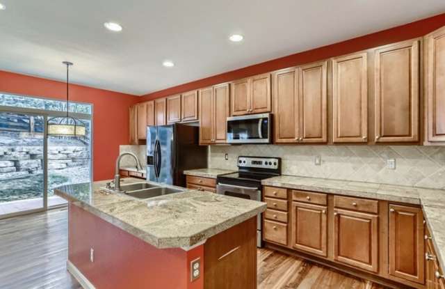 24763 East Quarto Place Gallery 3