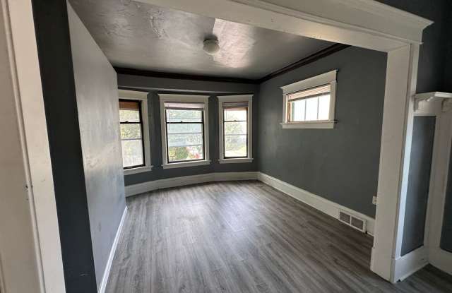2876 N 26th St photos photos