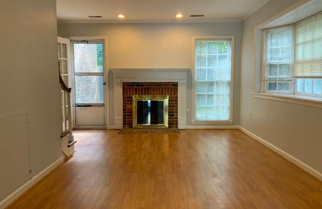 430 Hillsborough St.  Unit 1 - 430 Hillsborough St, Chapel Hill, NC 27514