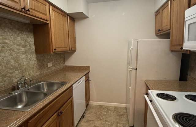 6176 Knoll Lane Court Gallery 4
