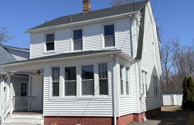 273a Peck Ave Gallery 2