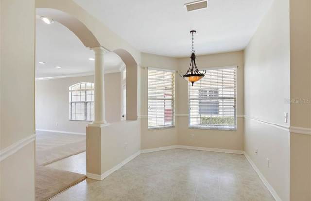 15744 PHOEBEPARK AVENUE Gallery 4