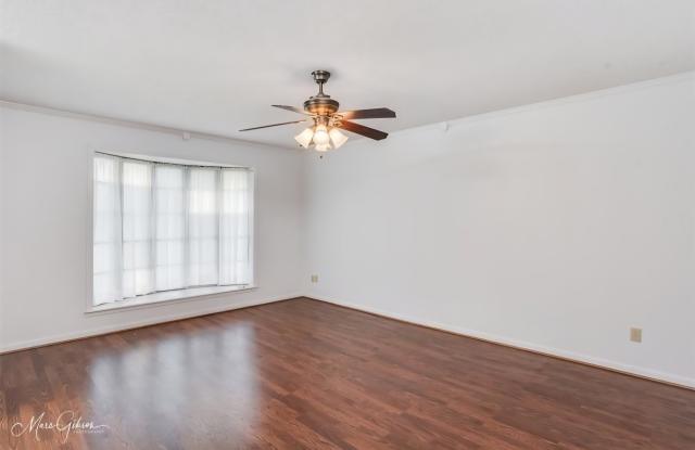 2201 Hickory Ridge Dr photos photos