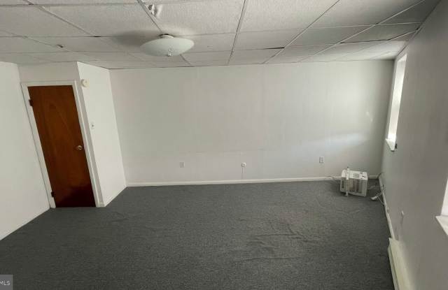 806 E PASSYUNK Avenue unit: 3 photos photos