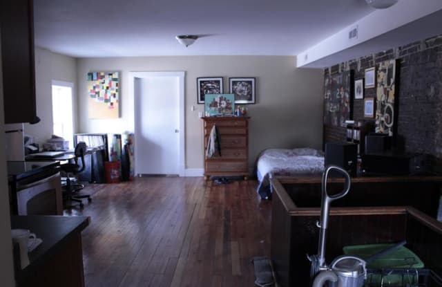 2640 Cherokee Street photos photos