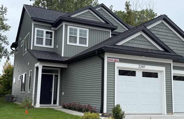 2247 Watertown Way Gallery 1