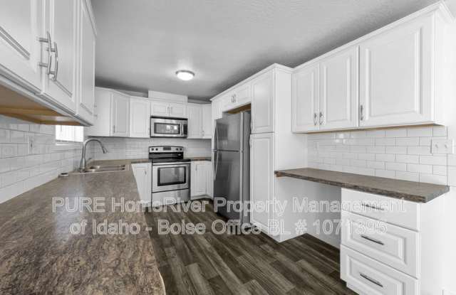 9127 Randolph Gallery 4