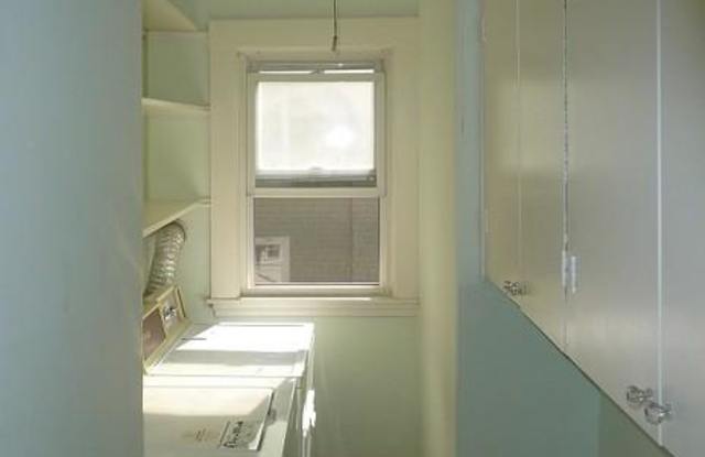 16 Radcliffe St. Gallery 2
