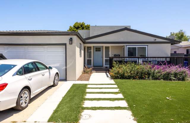 Fully Renovated 5 Bedroom Home Near SDSU - All Utilities Included! Gallery 4
