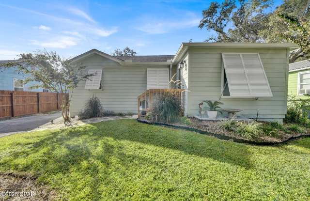 1611 Lake Avenue photos photos