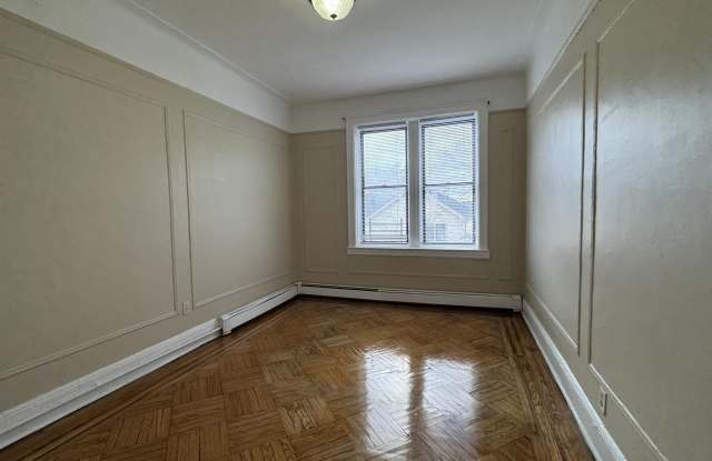 256 CLENDENNY AVE Gallery 2