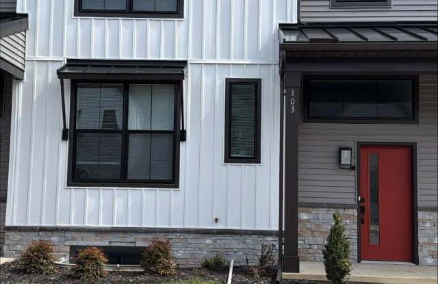 417 ESTATE Drive Gallery 1