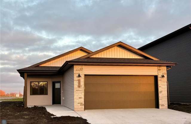 6751 66th Avenue S - 6751 66th Avenue South, Horace, ND 58047