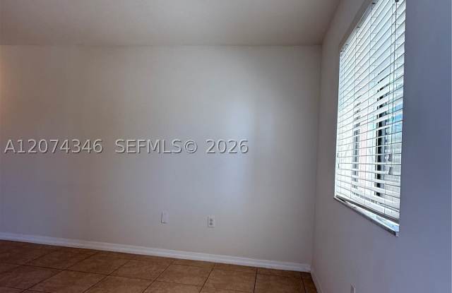 22731 SW 88th Pl Gallery 3