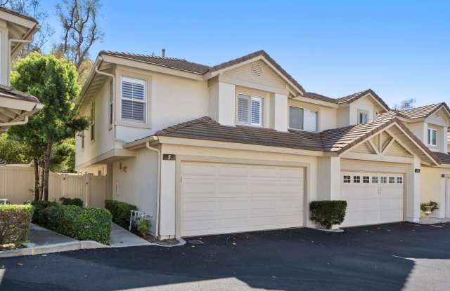 Well Maintained 3 Bedroom Condo in Gated Rocking Horse Ridge Community photos photos