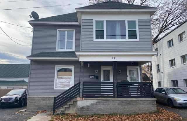 47 Yale St photos photos