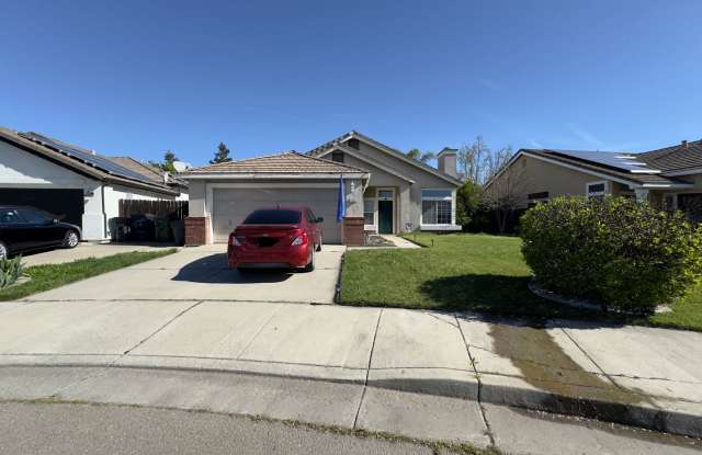 Charming 3-bedroom, 2-bathroom home located in the desirable neighborhood of Tracy! photos photos