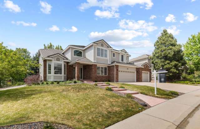 Available NOW - Amazing 5 bedroom 5 bathroom SFH in Tuscany South! Gallery 1