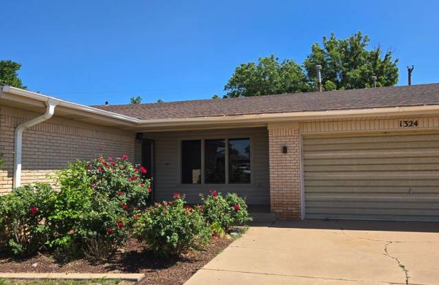 1324 Stratford Lane photos photos